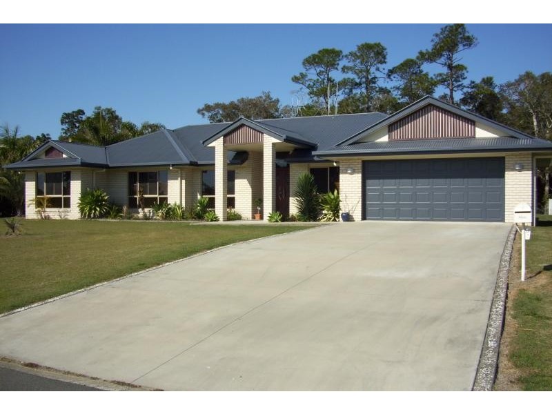 37 Seahorse Circuit, Dundowran Beach QLD 4655