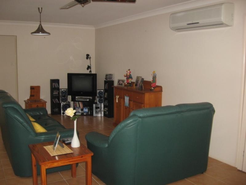 6 Marcocci Street, Urraween QLD 4655