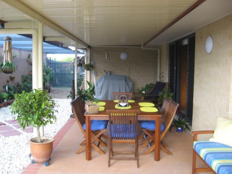 6 Marcocci Street, Urraween QLD 4655