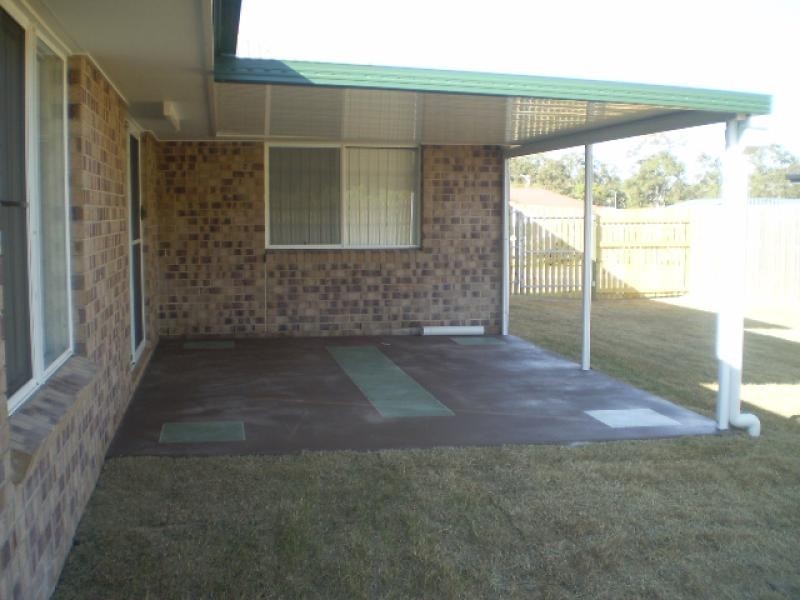 19 Moonstone Drive, Urangan QLD 4655