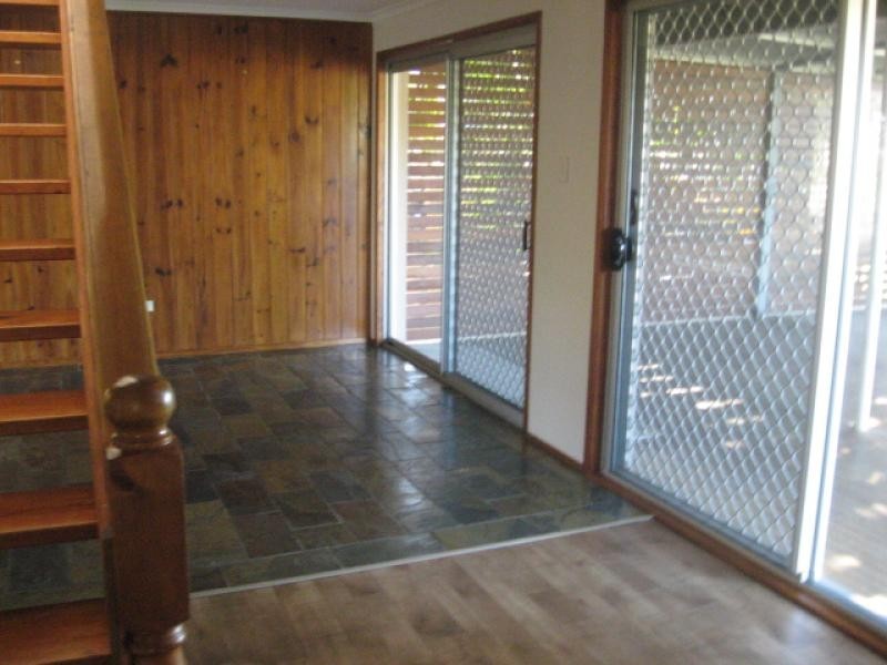 320 Boat Harbour Drive, Scarness QLD 4655