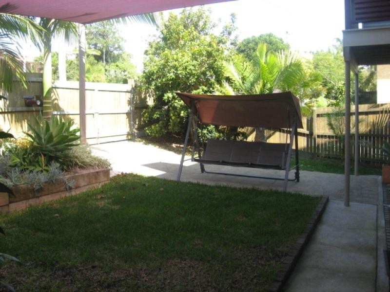 320 Boat Harbour Drive, Scarness QLD 4655