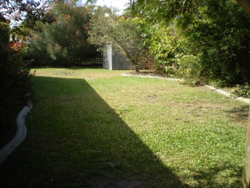 34 Caddy Ave, Urraween QLD 4655