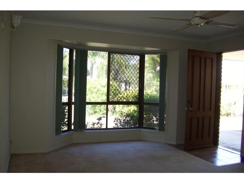 11 Turrum, Scarness QLD 4655