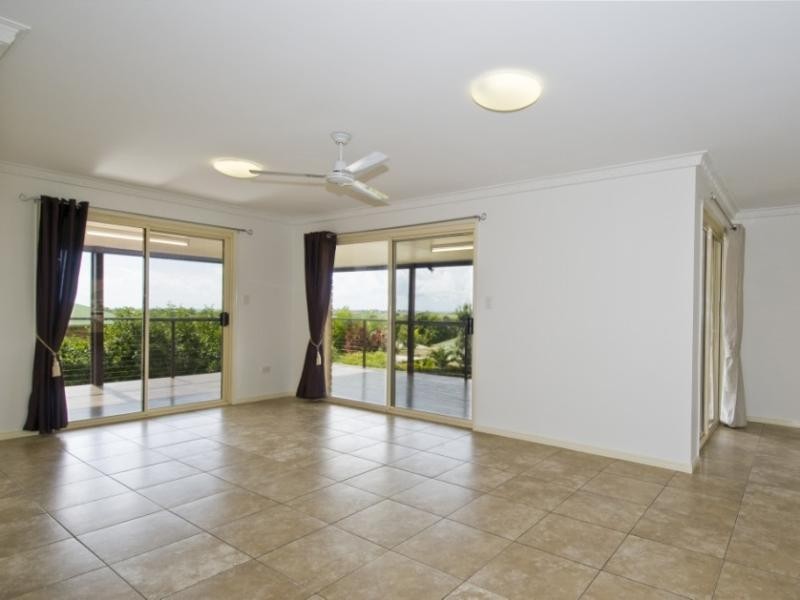 5 Nicholson Court, Urraween QLD 4655