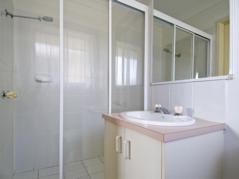 5 Nicholson Court, Urraween QLD 4655