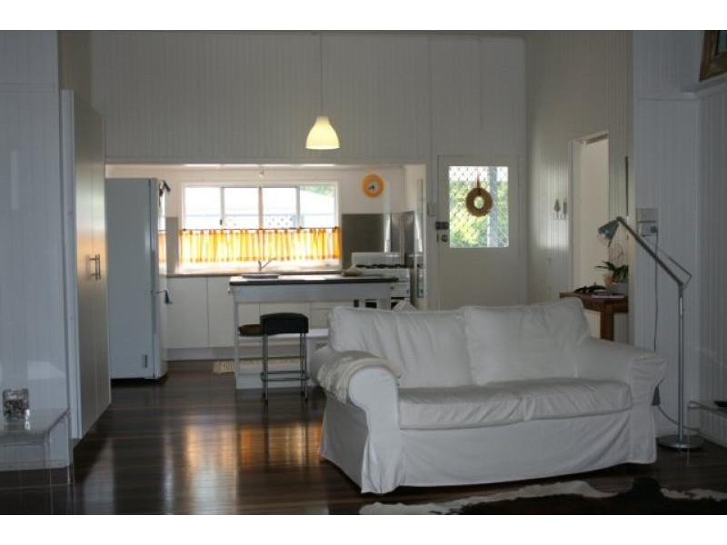 40 Charlton Esplanade, Point Vernon QLD 4655