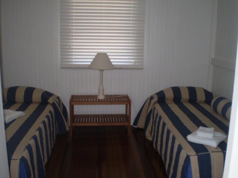 40 Charlton Esplanade, Point Vernon QLD 4655