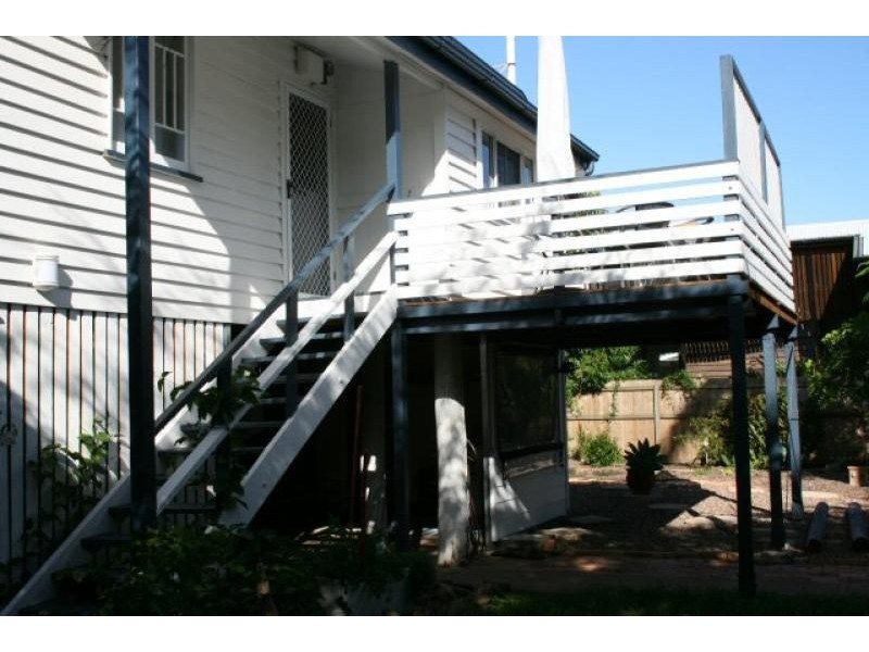 40 Charlton Esplanade, Point Vernon QLD 4655