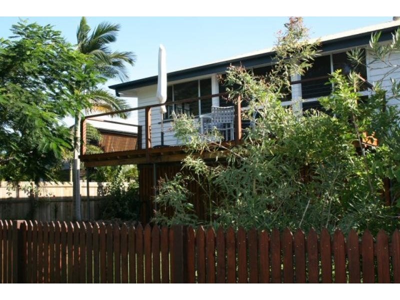 40 Charlton Esplanade, Point Vernon QLD 4655