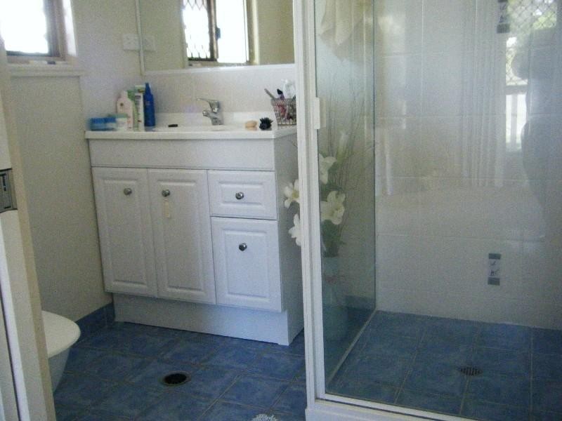 18 Blue Water Drive, Booral QLD 4655