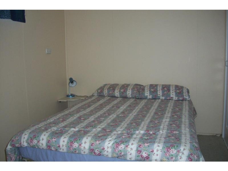 66 Kent Street, Urangan QLD 4655