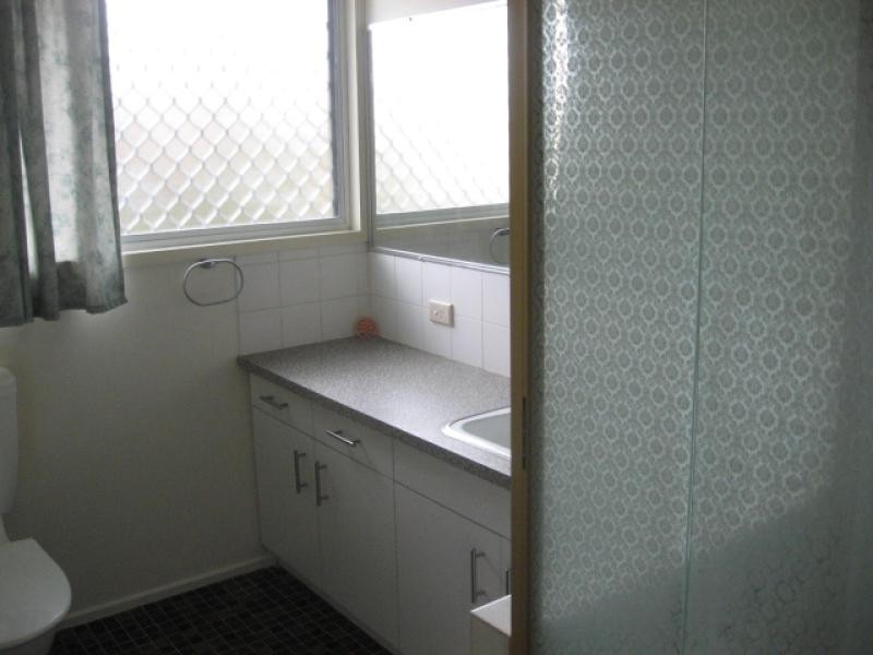 Unit 1/2 Wuruma Street, Scarness QLD 4655