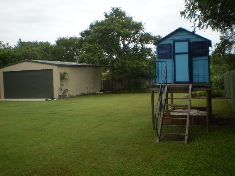 264 Torquay Tce, Torquay QLD 4655