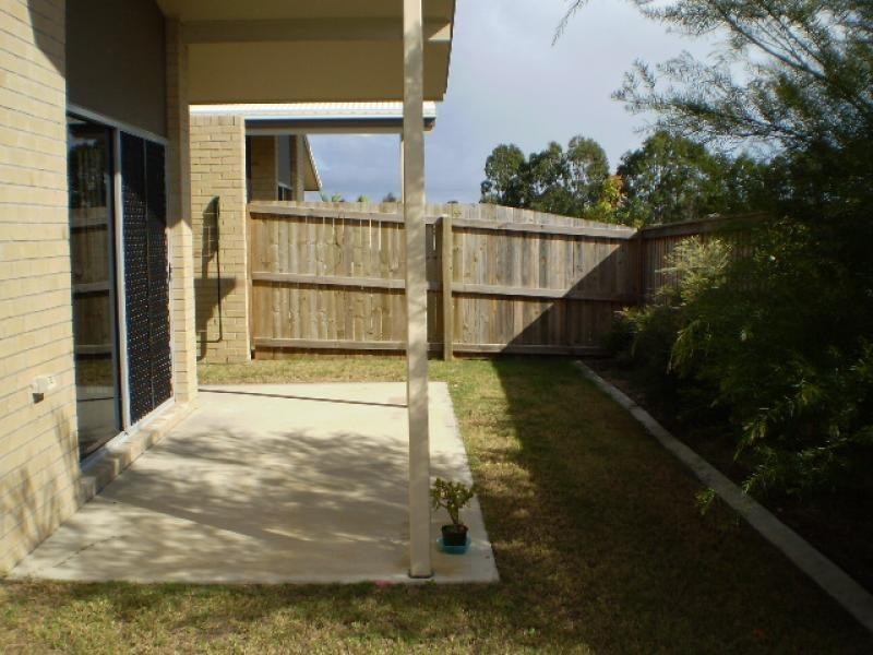 Unit 2/1 Urraween Rd, Urraween QLD 4655