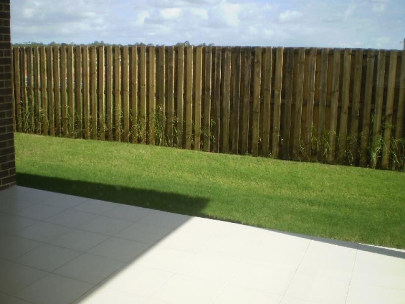 6 Salamander Ave, Urraween QLD 4655