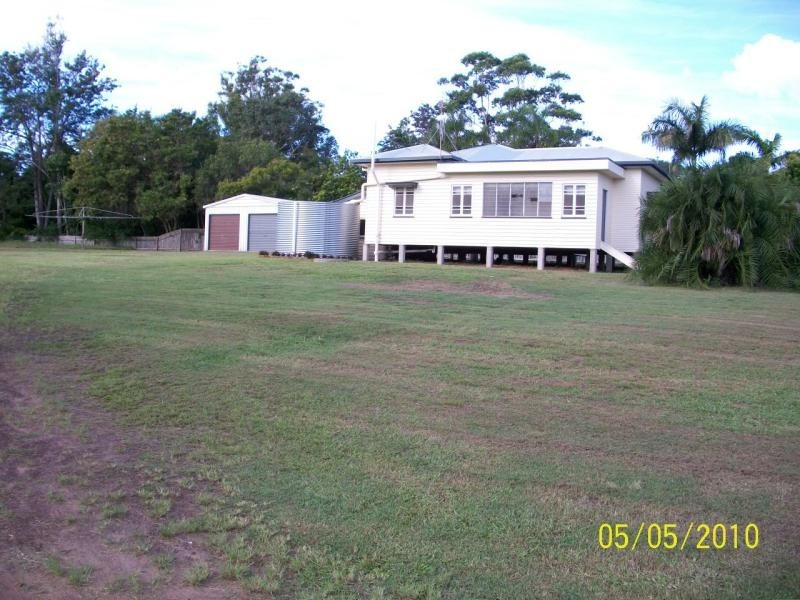 67 Chapel Road, Nikenbah QLD 4655