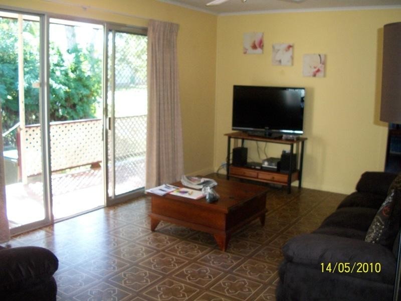 30 Brighton Street, Point Vernon QLD 4655