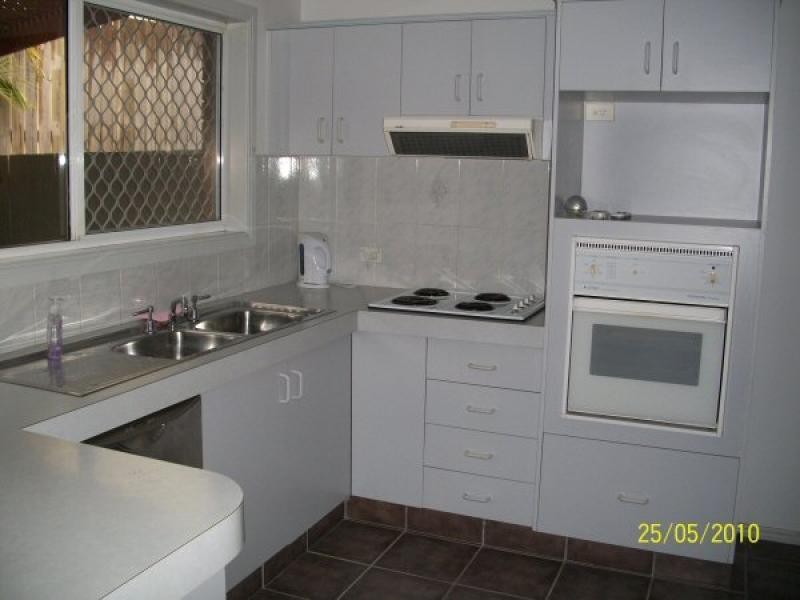 Unit 4/178 Torquay Terrace, Scarness QLD 4655