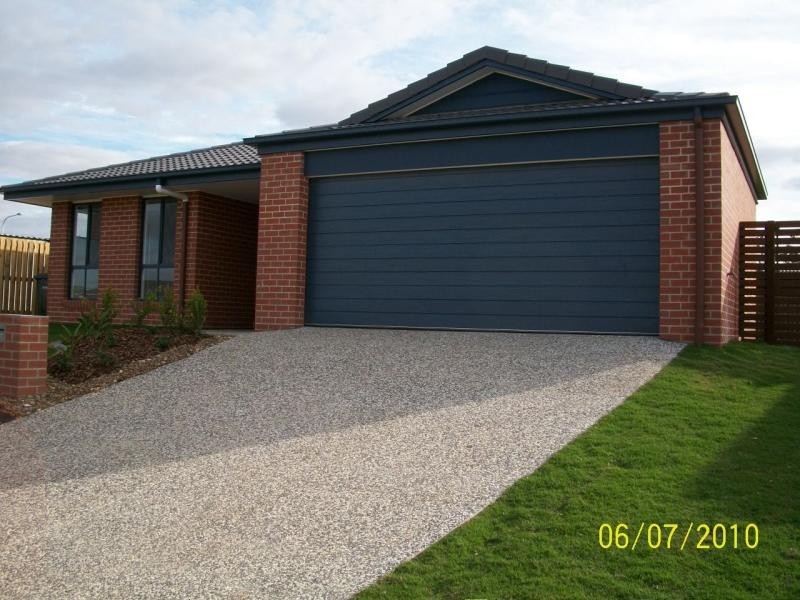 6 Santa Maria Drive, Urraween QLD 4655