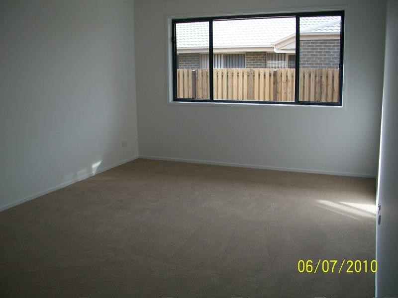 6 Santa Maria Drive, Urraween QLD 4655