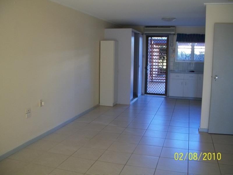 Unit 2/507 Esplanade, Urangan QLD 4655