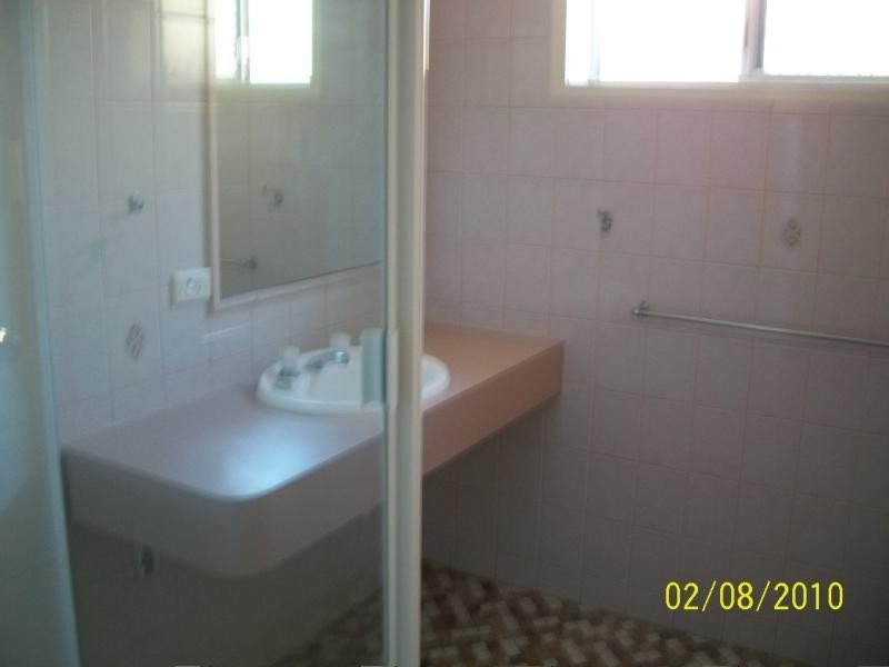 Unit 2/507 Esplanade, Urangan QLD 4655