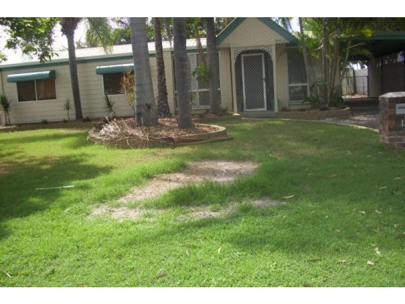 12 Howlett Street, Urangan QLD 4655