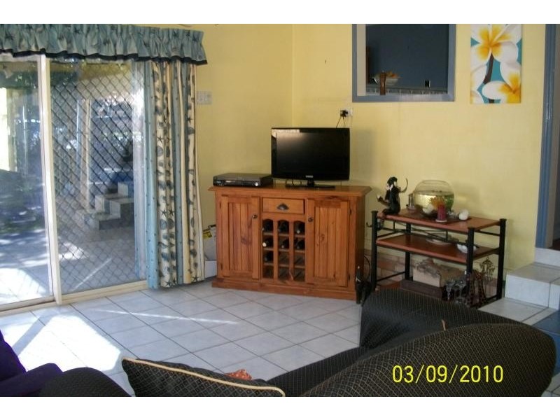115 Truro Street, Torquay QLD 4655