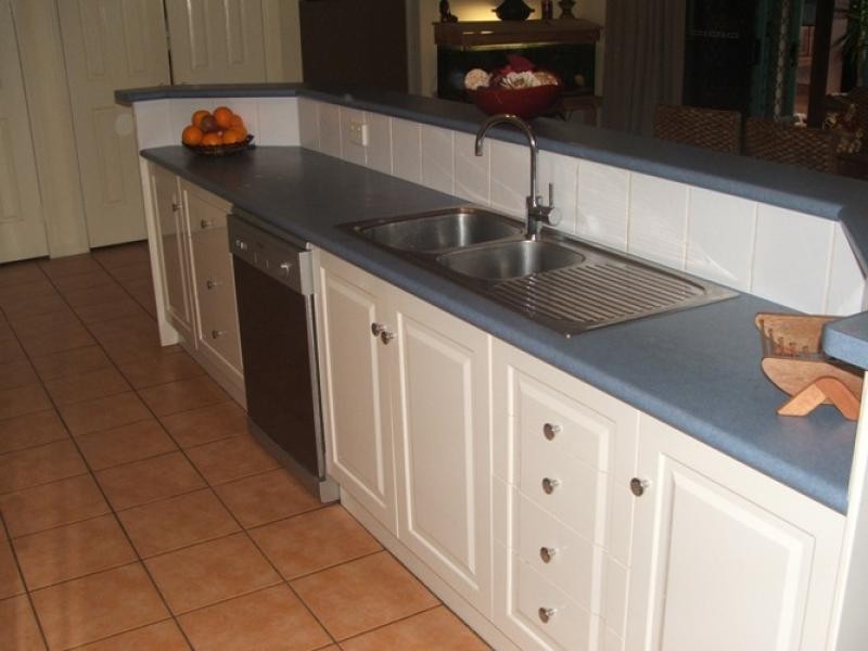 30 Lester Crescent, Torquay QLD 4655