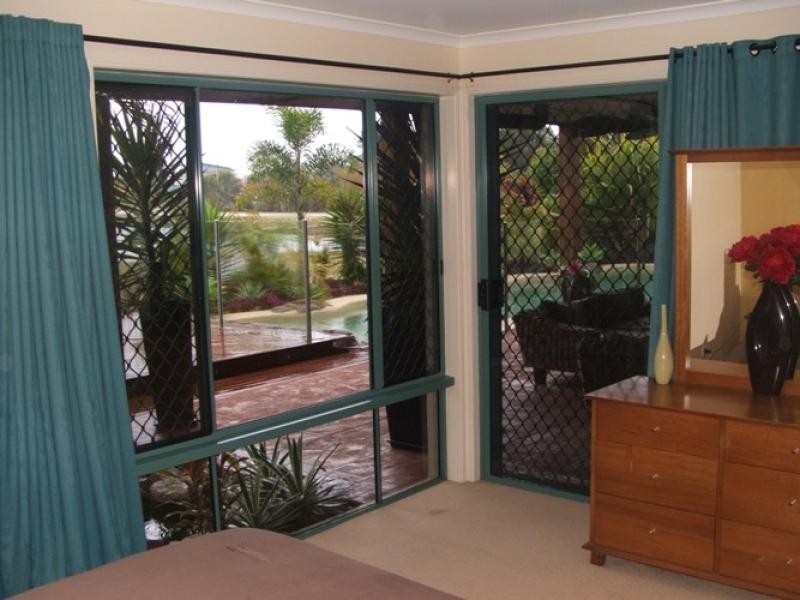 30 Lester Crescent, Torquay QLD 4655