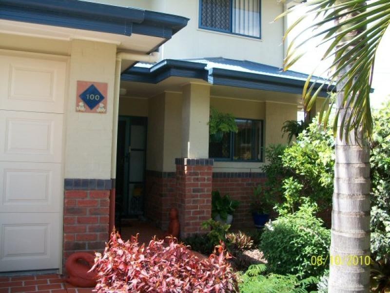100/34 Elizabeth Street, Urangan QLD 4655