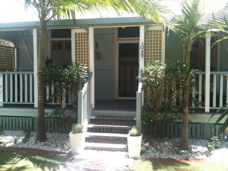 25 Robert Street, Torquay QLD 4655