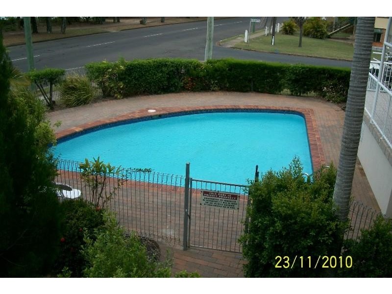 Unit 4/325 Charlton Esplanade, Scarness QLD 4655