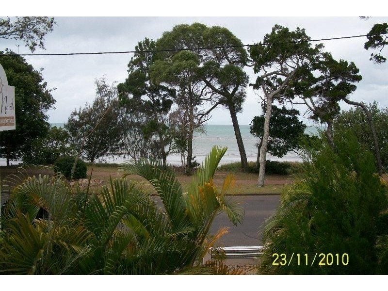 Unit 4/325 Charlton Esplanade, Scarness QLD 4655