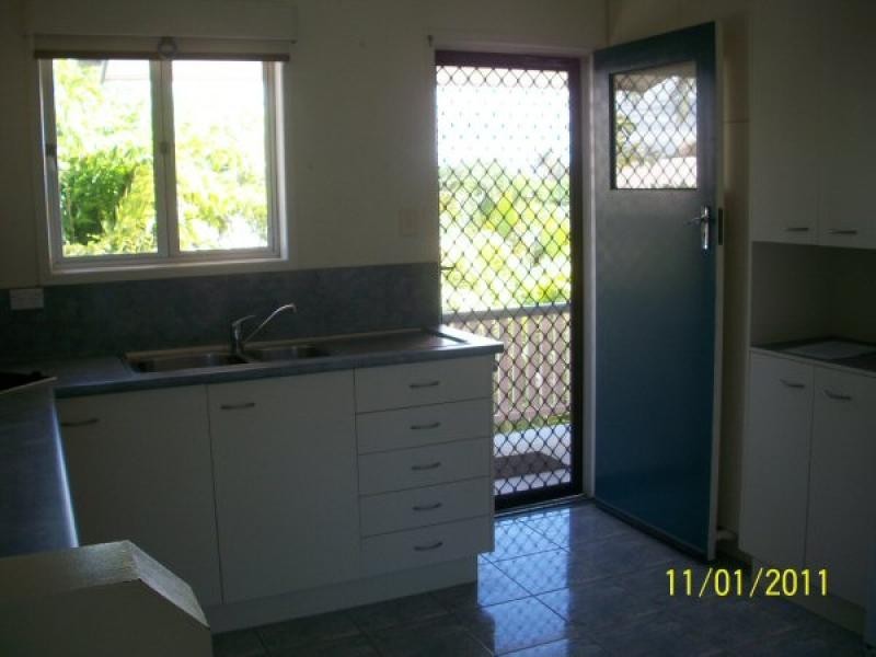 7 Hockley Lane, Urangan QLD 4655