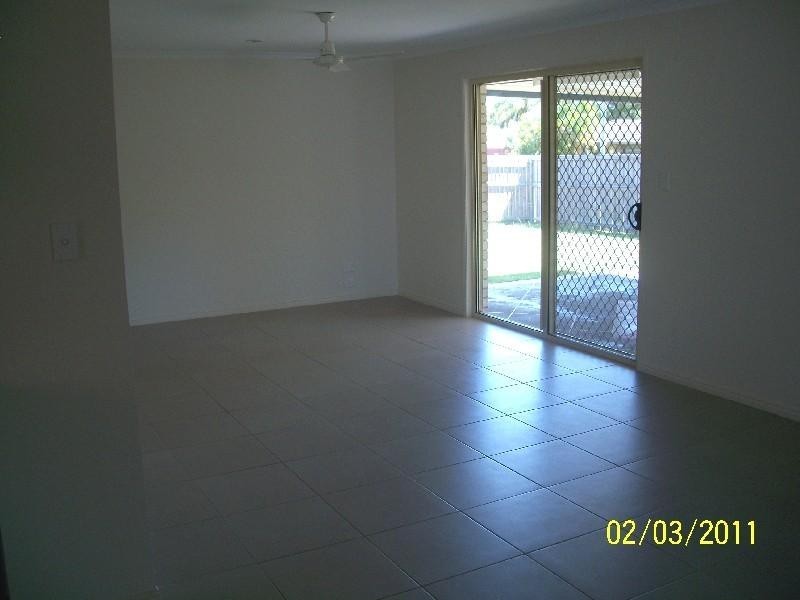 1 Colyton Street, Torquay QLD 4655