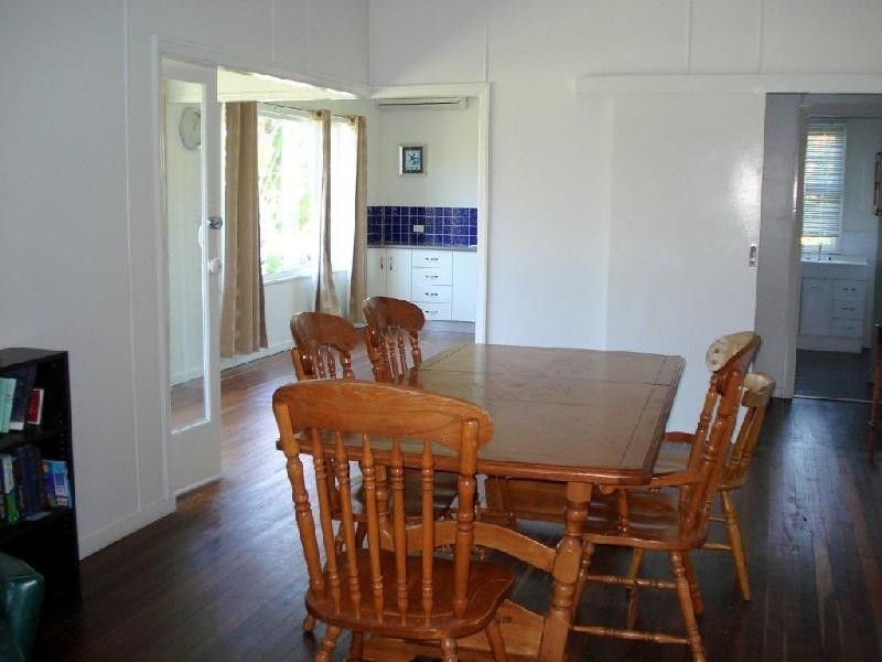 183 Esplanade, Point Vernon QLD 4655
