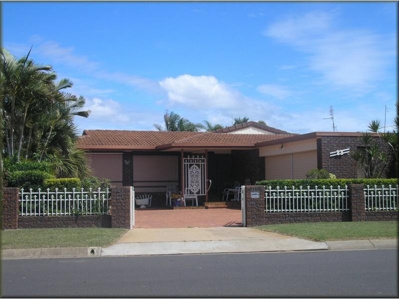 23 Margaret Street, Urangan QLD 4655