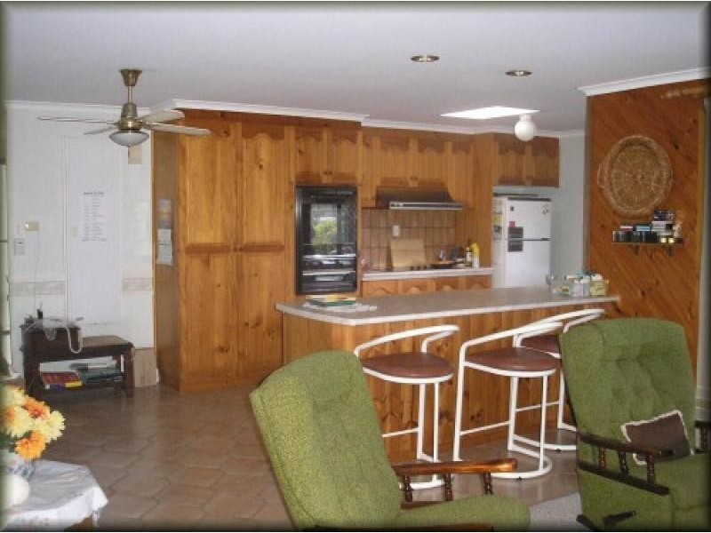 23 Margaret Street, Urangan QLD 4655