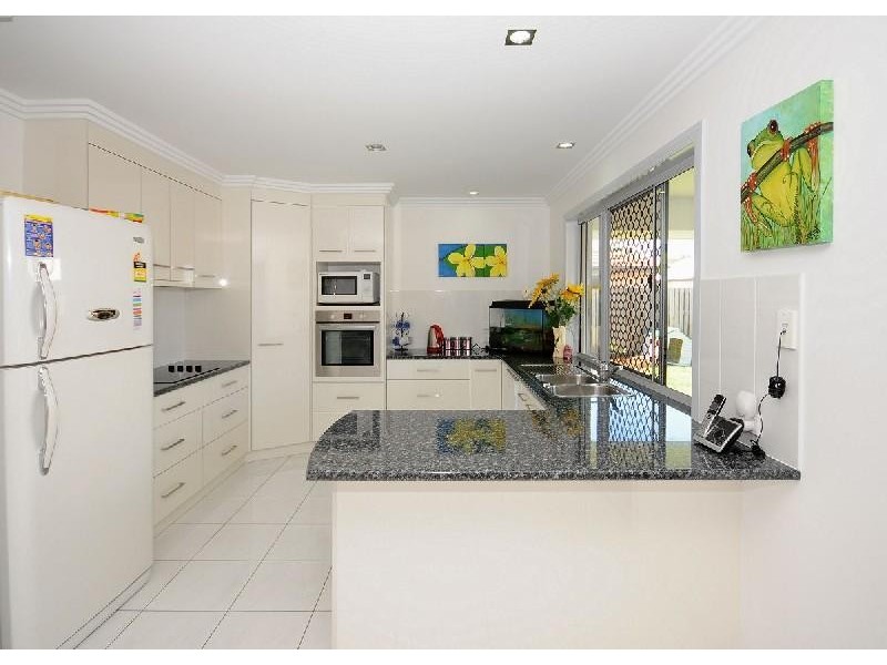 63 Parklands Boulevard, Wondunna QLD 4655