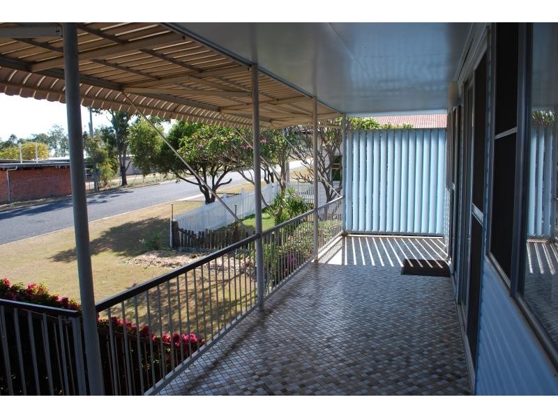 16 Yates Street, Gatton QLD 4343