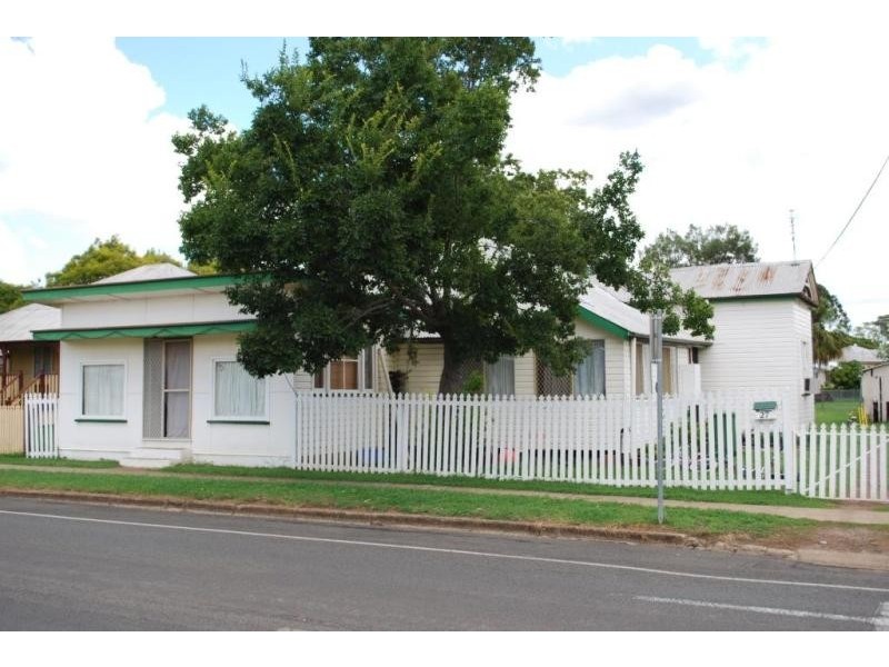 27 Victoria Street, Forest Hill QLD 4342