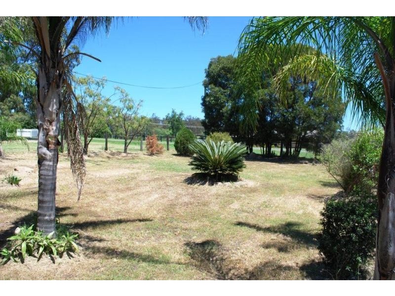 10 Rons Road, Regency Downs QLD 4341