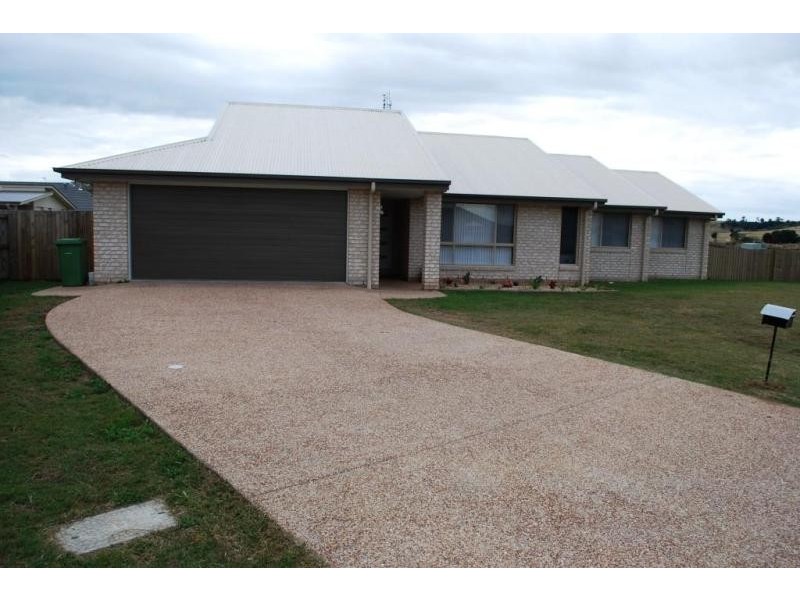 11 Cunningham Ave, Laidley QLD 4341