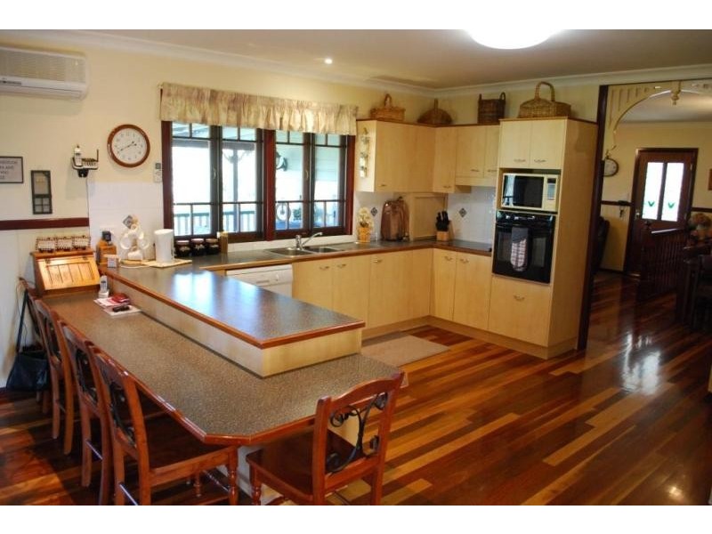 39 Burgess Road, Laidley Heights QLD 4341