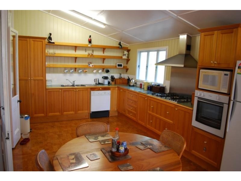 7 Mulgowie Rd, Laidley QLD 4341