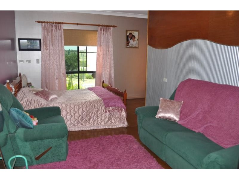 38 Douglas McInnes Dr, Laidley QLD 4341