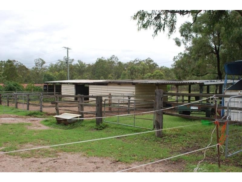 1 Bucknall Court, Regency Downs QLD 4341