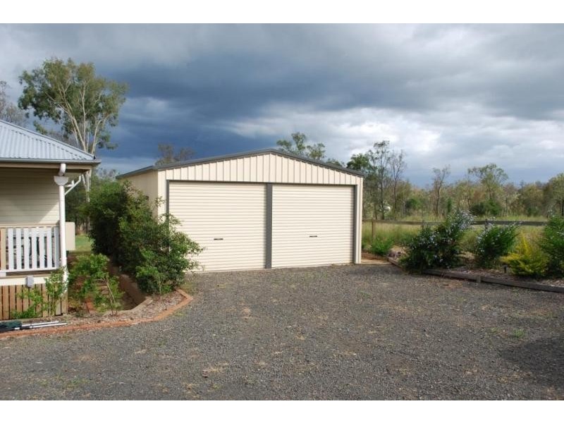 160 Lakes Drive, Laidley Heights QLD 4341